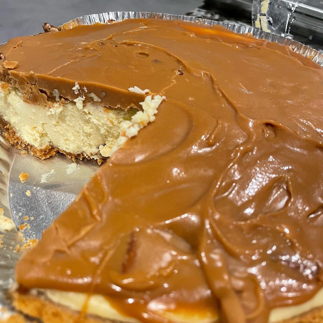 Praline Cheesecake (Full Pie)
